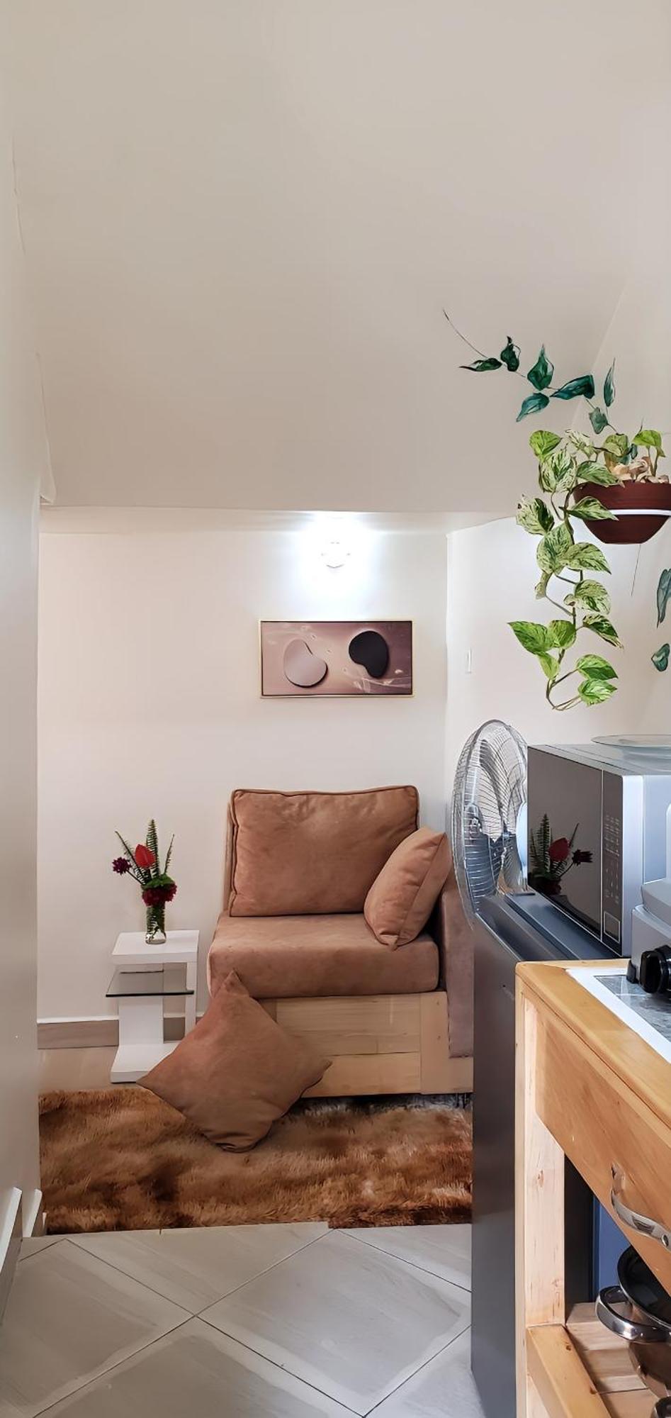 Orchid Gardens; Apartment, Minimalist *