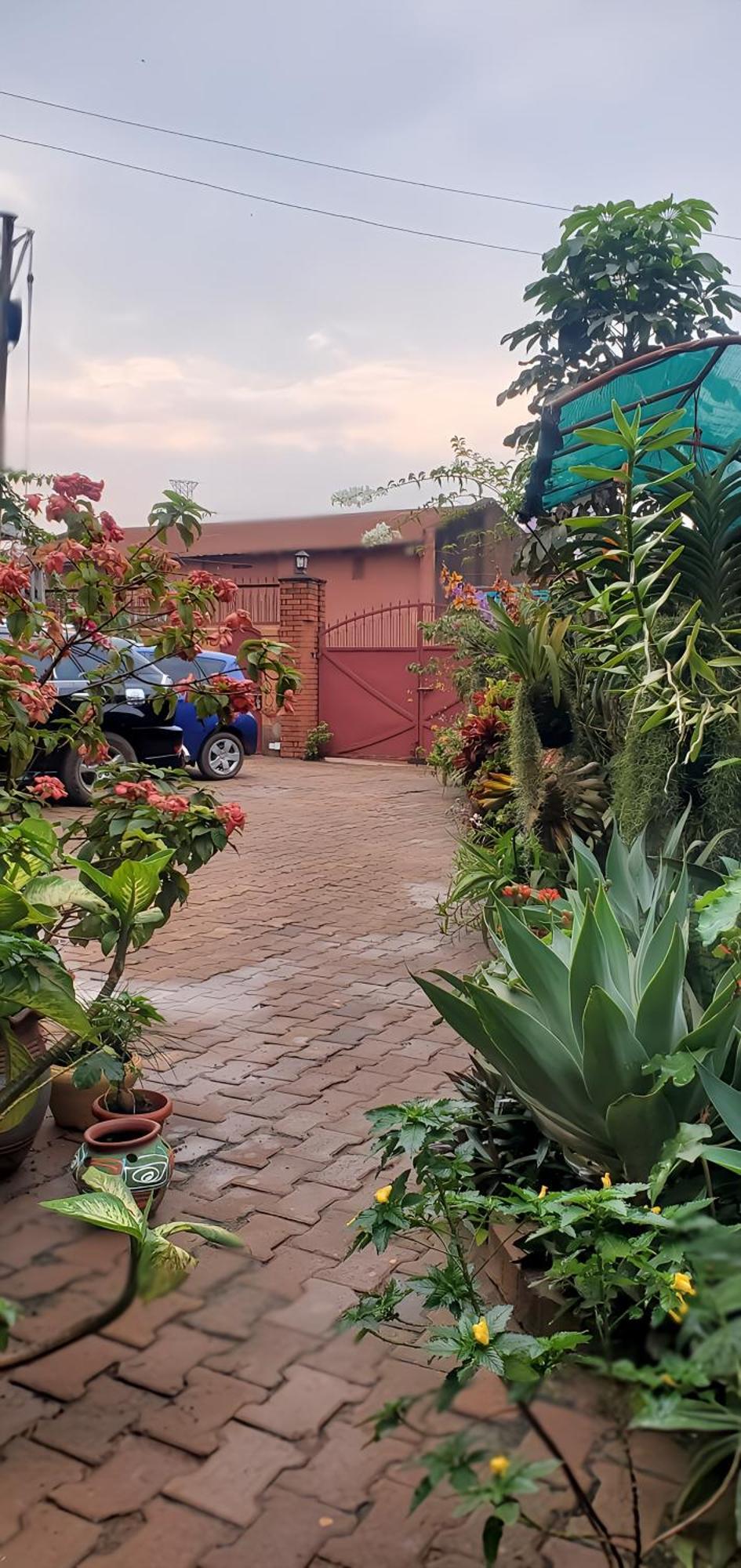 Orchid Gardens; Apartment, Minimalist * Kampala