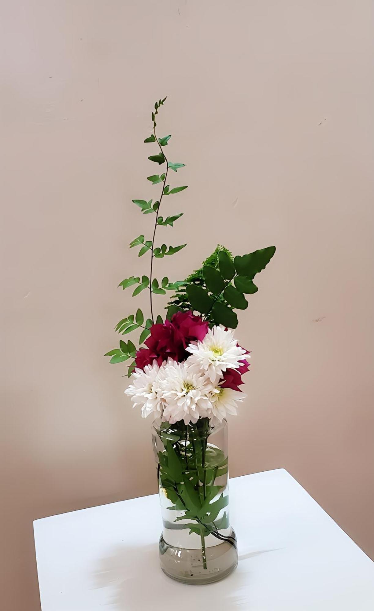 Apartment Orchid Gardens; Apartment, Minimalist *